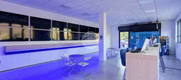 Imóvel comercial de 2 divisões em Montichiari, Italy N.º 210276 15