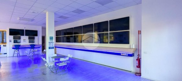 Imóvel comercial de 2 divisões em Montichiari, Italy N.º 210276 5