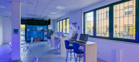 Imóvel comercial de 2 divisões em Montichiari, Italy N.º 210276 12