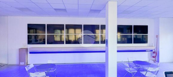 Imóvel comercial de 2 divisões em Montichiari, Italy N.º 210276 8