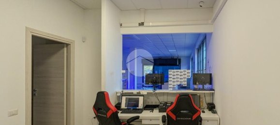 Imóvel comercial de 2 divisões em Montichiari, Italy N.º 210276 21