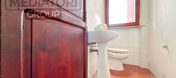 10 rooms Villa in Bientina, Italy No. 153740 33