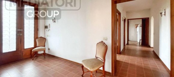 10 rooms Villa in Bientina, Italy No. 153740 24