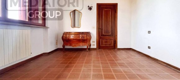 10 rooms Villa in Bientina, Italy No. 153740 13