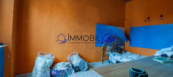 Apartamento de 3 dormitorios en Livorno, Italy No. 71780 13