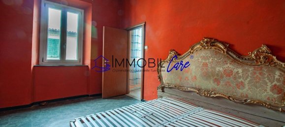 Apartamento de 3 dormitorios en Livorno, Italy No. 71780 12