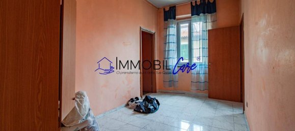 Apartamento de 3 dormitorios en Livorno, Italy No. 71780 9