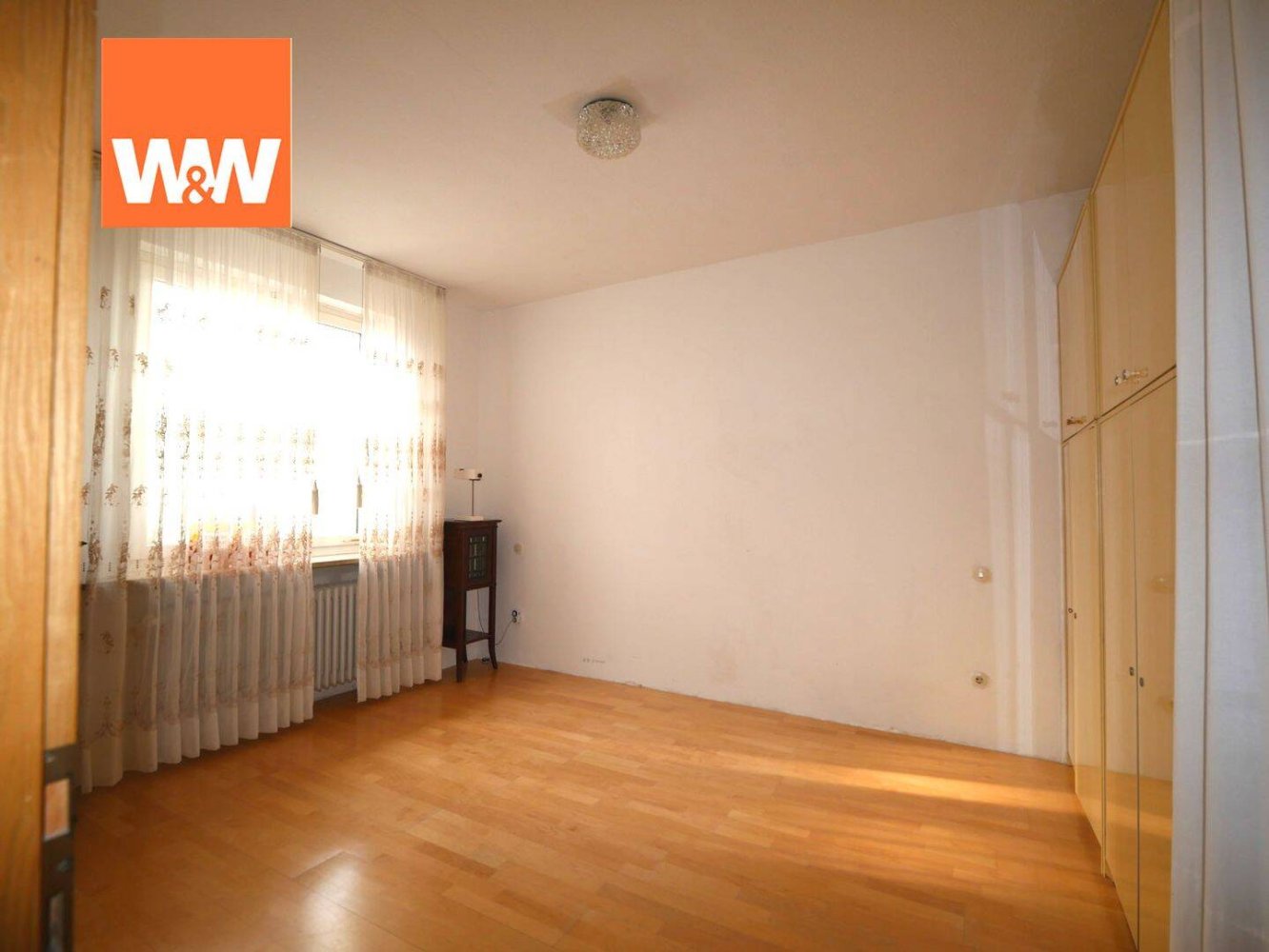 Бунгало с 6 комнатами в Кобург, Германия № 42249