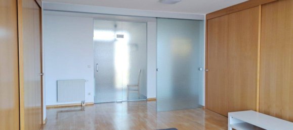 3-salle Appartement à Vienna, Austria No. 9072 2