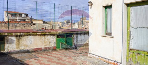 4 bedrooms Apartment in Adrano, Italy No. 106059 32