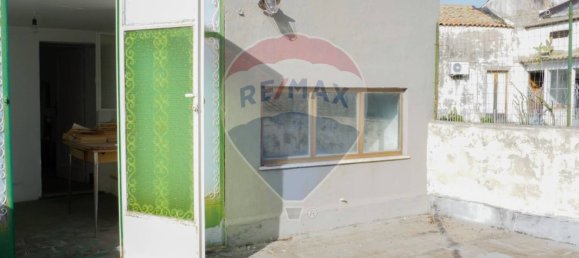 4 bedrooms Apartment in Adrano, Italy No. 106059 28