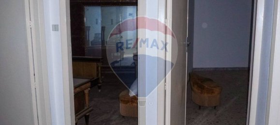 4 bedrooms Apartment in Adrano, Italy No. 106059 15