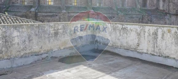 4 bedrooms Apartment in Adrano, Italy No. 106059 29