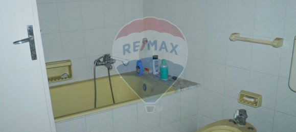 4 bedrooms Apartment in Adrano, Italy No. 106059 17