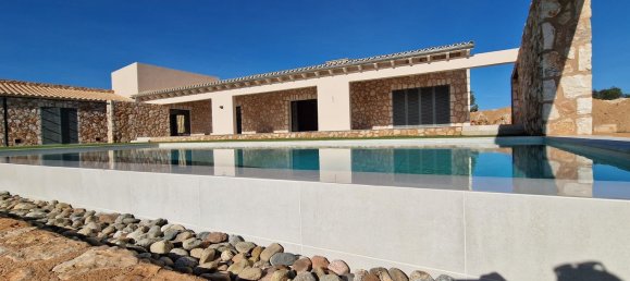 5 bedrooms House in Campos, Spain No. 144419 22