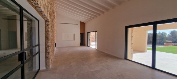 5 bedrooms House in Campos, Spain No. 144419 15