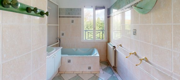 4 Schlafzimmer Haus in Villebon-sur-Yvette, France, Nr. 171850 10