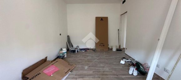 1 bedroom Apartment in Milan, Italy No. 298388 5