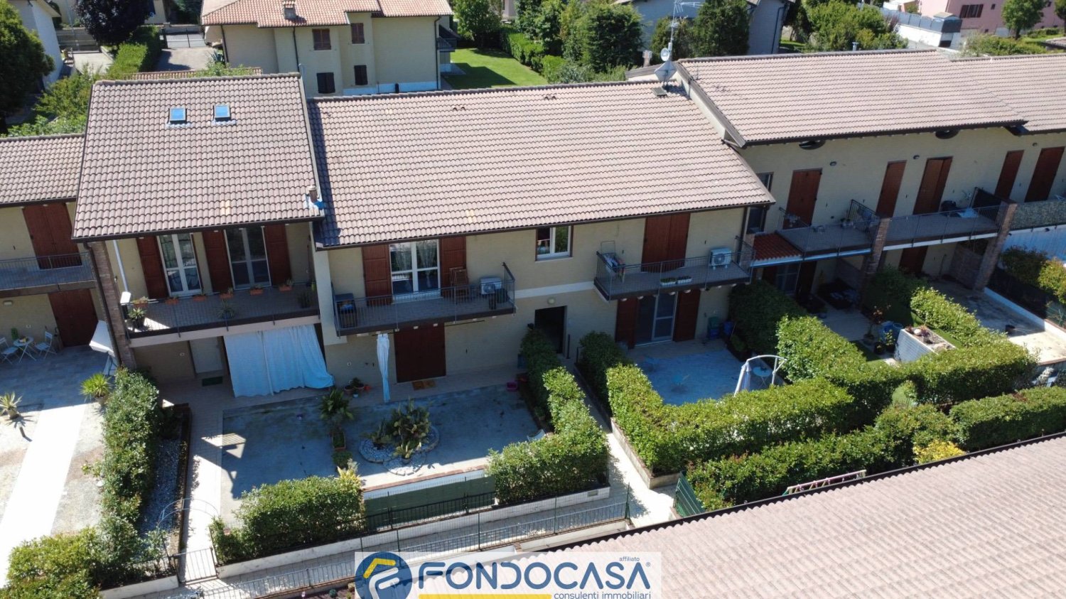 2-salle Appartement à Mairano, Italy No. 296708