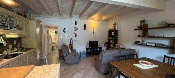 2-salle Appartement à Mairano, Italy No. 296708 5