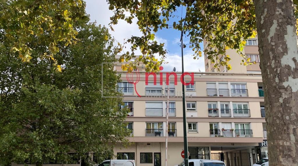 Studio in Alfortville, France No. 162578