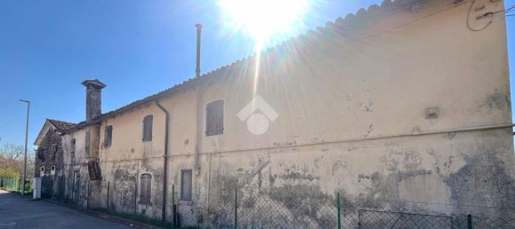 3غرفة فيلا في Arcade, Italy رقم 141720 4