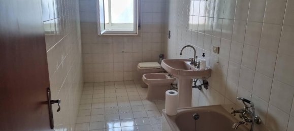 Квартира с 3 комнатами в Палермо, Италия № 274863 14