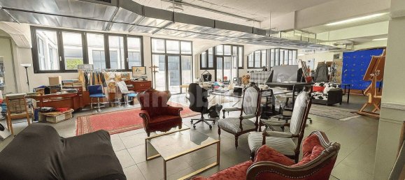 Склад с 1 комнатой в Милан, Италия № 341539 2