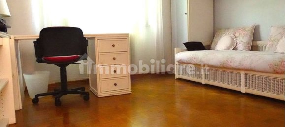 Villa de 3 dormitorios en Trezzano sul Naviglio, Italy No. 194409 12