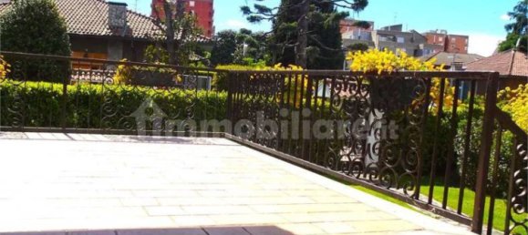 Villa de 3 dormitorios en Trezzano sul Naviglio, Italy No. 194409 6