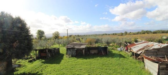 12 rooms House in Terranuova Bracciolini, Italy No. 234148 19