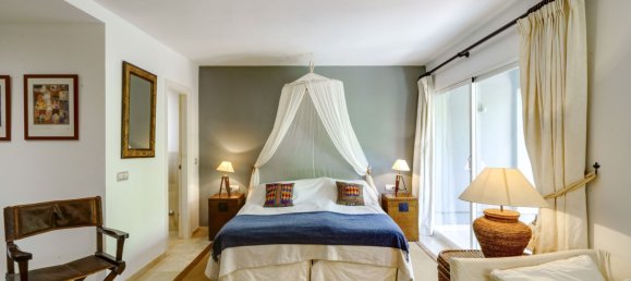 5 chambres Villa à El Madronal, Spain No. 19563 38