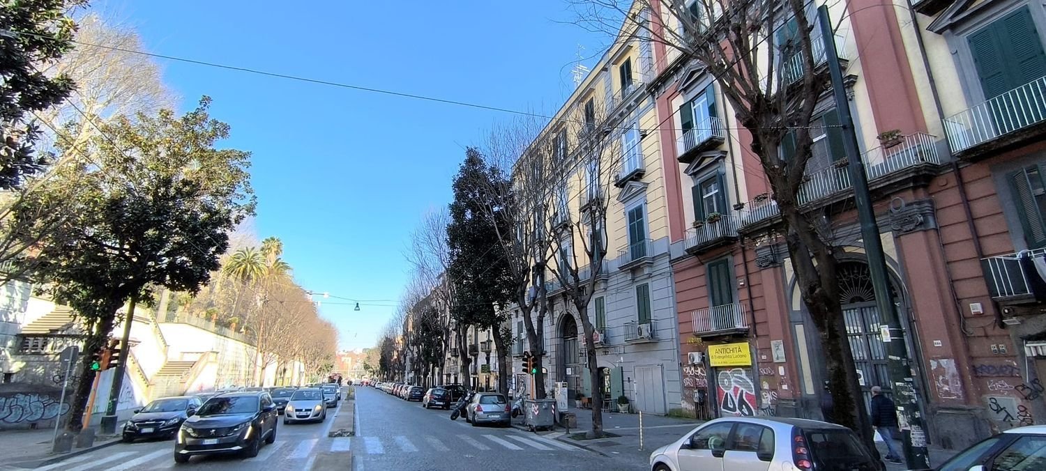 6 Schlafzimmer Wohnung in Naples, Italy, Nr. 57965