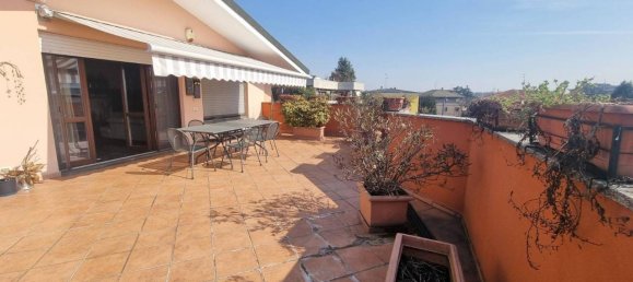 Ático de 4 habitaciónes en Senago, Italy No. 42593 5