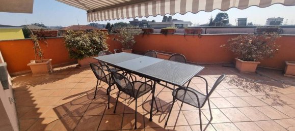 Ático de 4 habitaciónes en Senago, Italy No. 42593 2