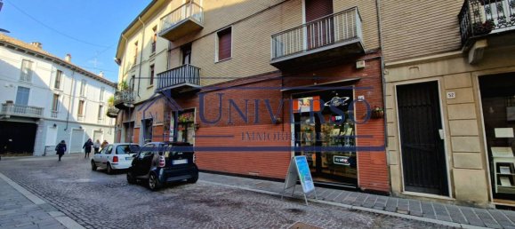 Propiedad comercial de 2 habitaciónes en Voghera, Italy No. 168561 4