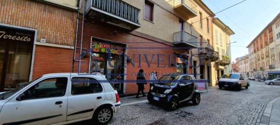 Propiedad comercial de 2 habitaciónes en Voghera, Italy No. 168561 2