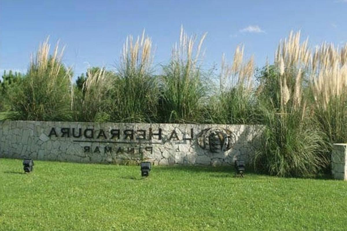 Terrain à Mar del Plata, Argentina No. 115714