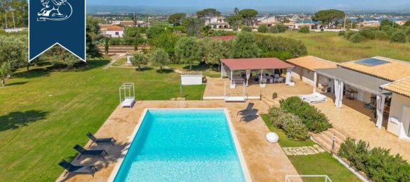 7 bedrooms Villa in Syracuse, Italy No. 381108 4