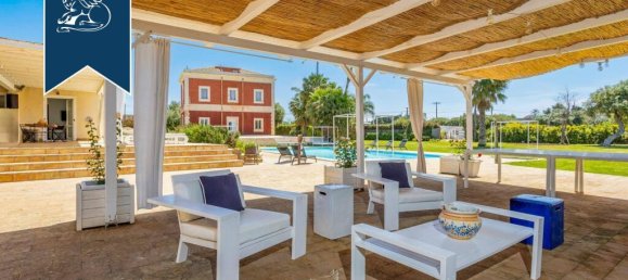 7 bedrooms Villa in Syracuse, Italy No. 381108 9