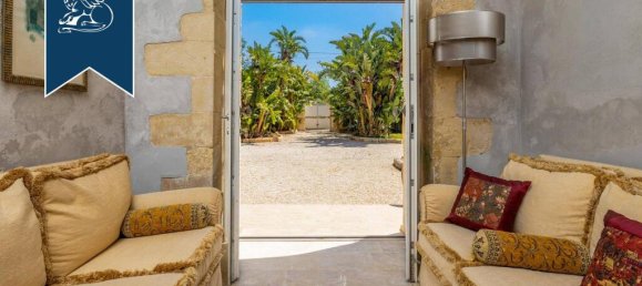 7 bedrooms Villa in Syracuse, Italy No. 381108 19