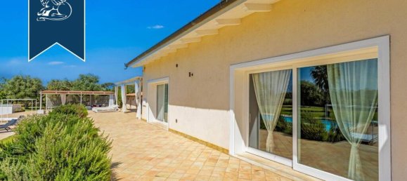 7 bedrooms Villa in Syracuse, Italy No. 381108 16