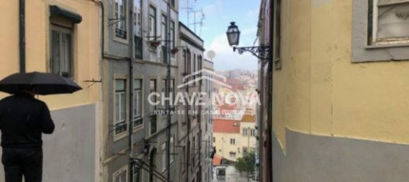 463m² Building in Lisbon, Portugal No. 66268 2