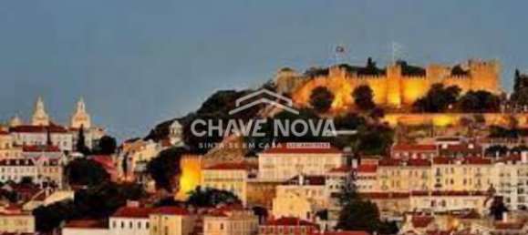 463m² Building in Lisbon, Portugal No. 66268 4