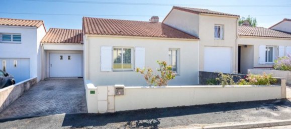 2 bedrooms House in La Roche-sur-Yon, France No. 288863 2