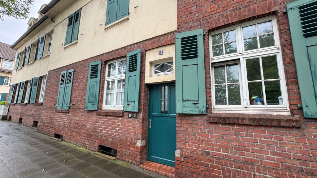 2 bedrooms Apartment in Duisburg, Germany No. 107407