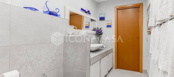 6 rooms Villa in Milan, Italy No. 265617 34