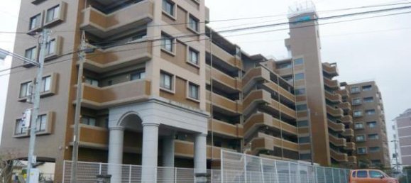 5 bedrooms Apartment in Fukuoka, Japan No. 2134 2