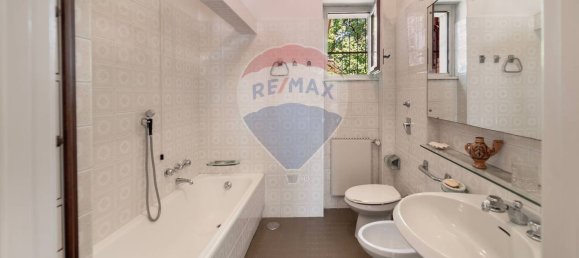 12-Zimmer Villa in Sulbiate, Italy, Nr. 288940 31