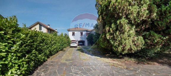 12-Zimmer Villa in Sulbiate, Italy, Nr. 288940 17